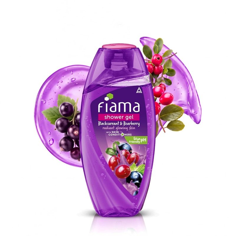 Fiama Body Wash Shower Gel Blackcurrant & Bearberry, 250ml, Body Wash for Women & Men with Skin Conditioners for Radiant Glow, Suitable for All Skin Types